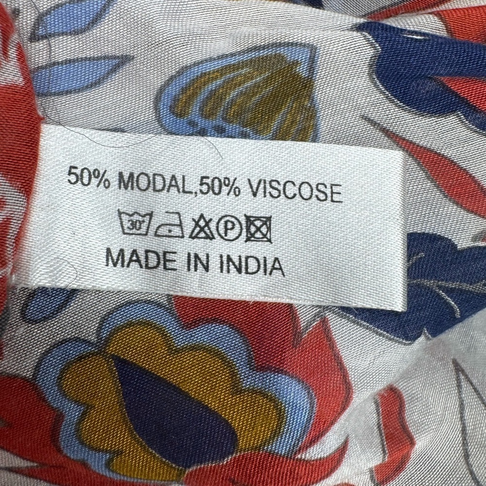 Ruggine Multi Color Bright Floral Lightweight Kimono with Pom Pom Trim. - Picture 10 of 10